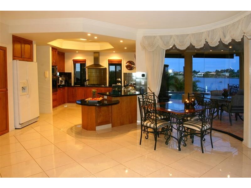 32 Clear Water Bay Avenue, Clear Island Waters QLD 4226