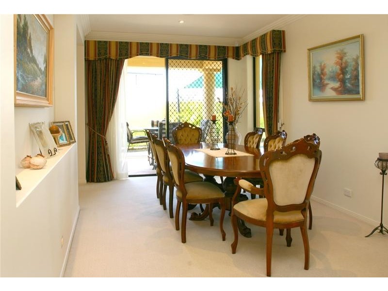 32 Clear Water Bay Avenue, Clear Island Waters QLD 4226