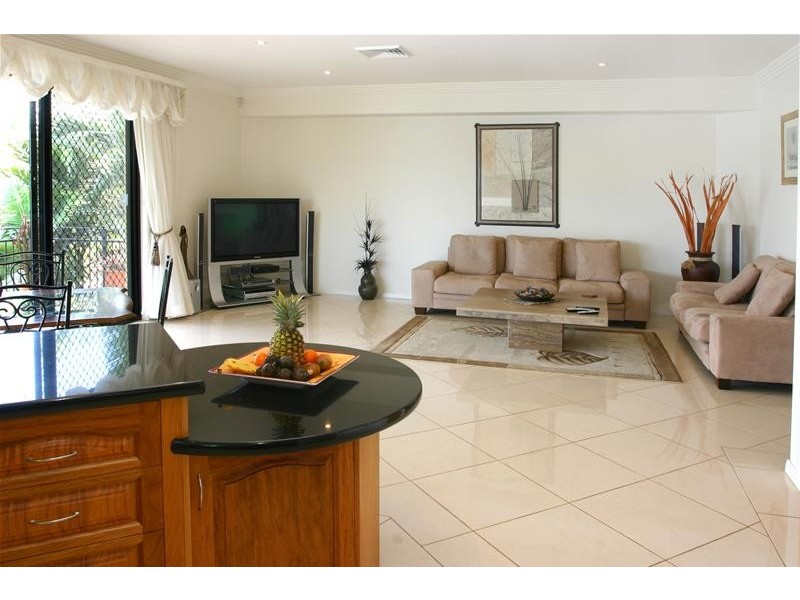 32 Clear Water Bay Avenue, Clear Island Waters QLD 4226
