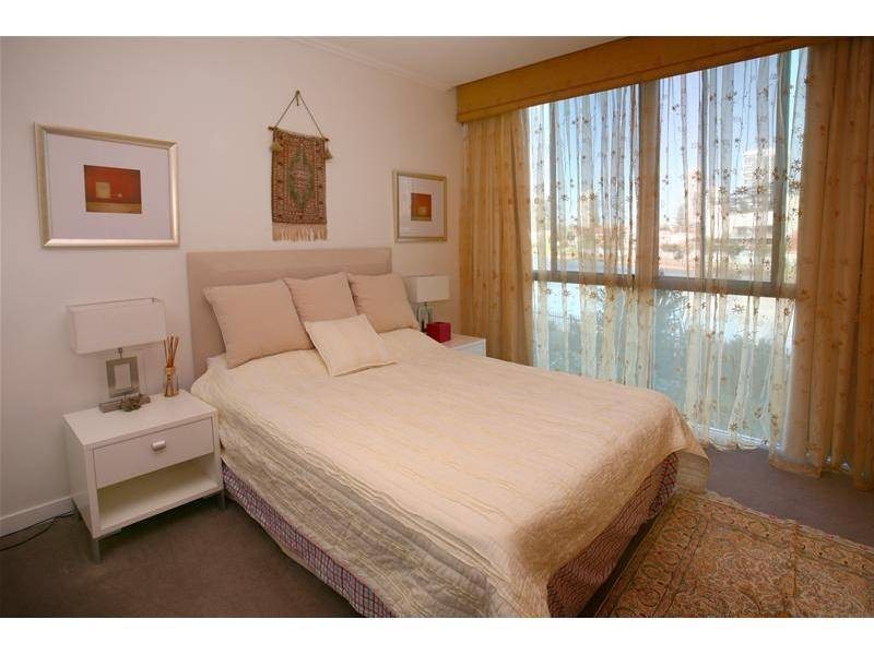 1006/33 TE Peters Drive, Broadbeach QLD 4218