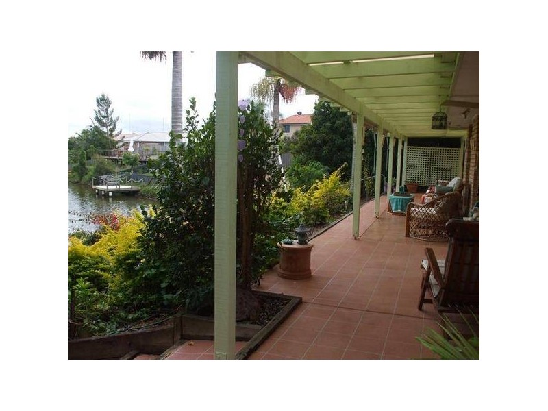 39 Silvabank Drive, Varsity Lakes QLD 4227