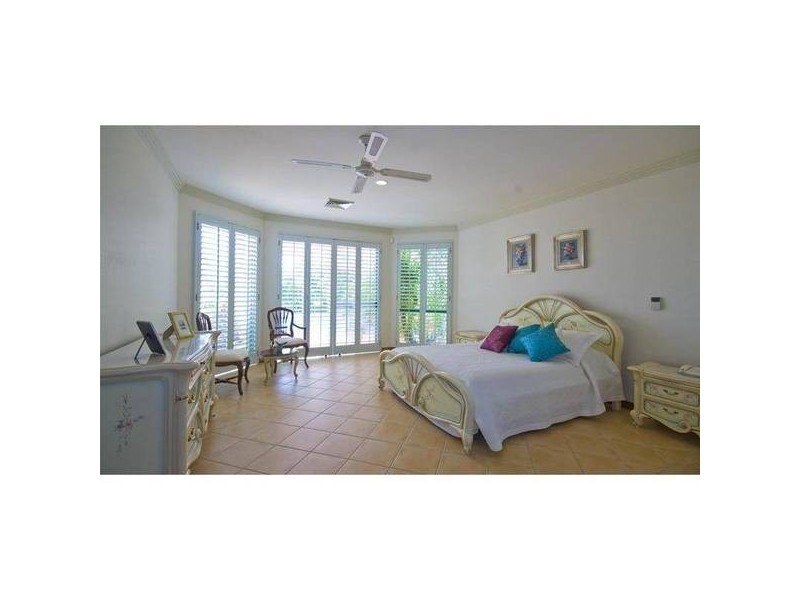 Clear Island Waters QLD 4226