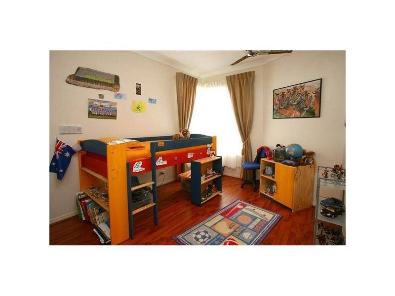 Clear Island Waters QLD 4226