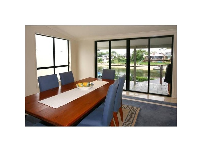 Broadbeach Waters QLD 4218