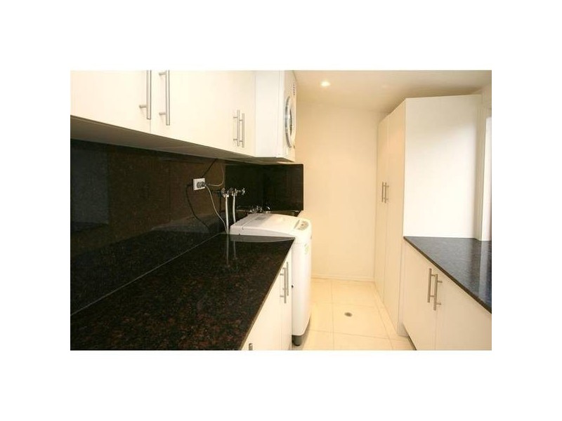 Broadbeach Waters QLD 4218