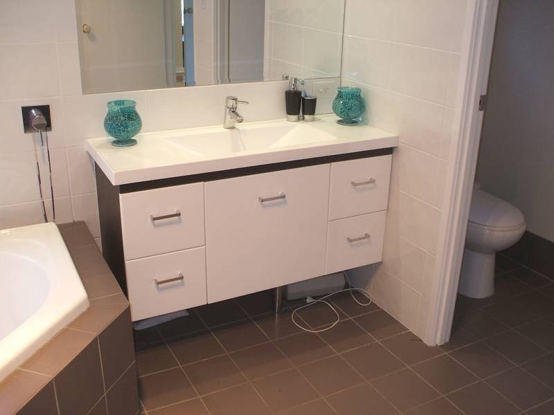 3 Pinnacle Court, Robina QLD 4226