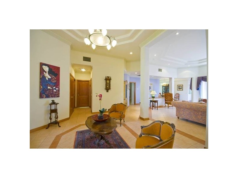 7 Montevideo Drive, Clear Island Waters QLD 4226