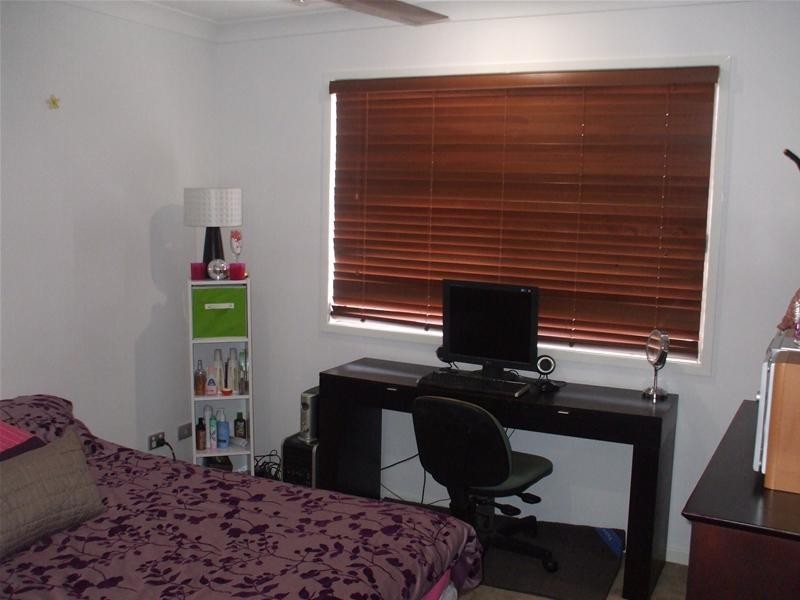 10/18 Carina Peaks Drive, Varsity Lakes QLD 4227