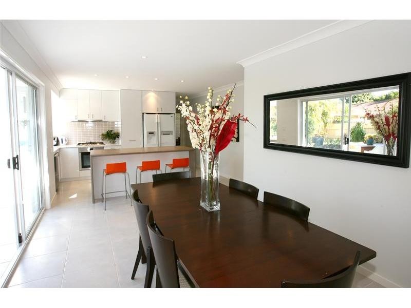 22 Sophie Avenue, Broadbeach Waters QLD 4218