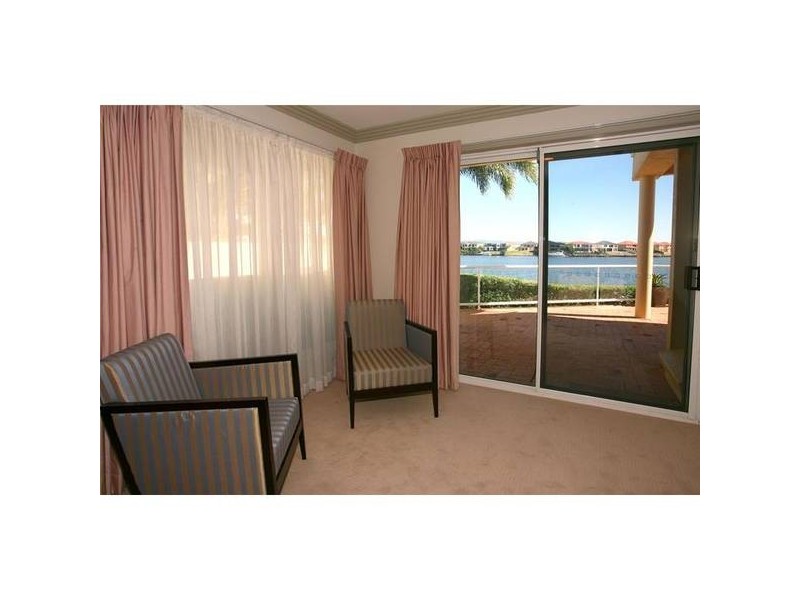 70 Port Jackson Boulevard, Clear Island Waters QLD 4226