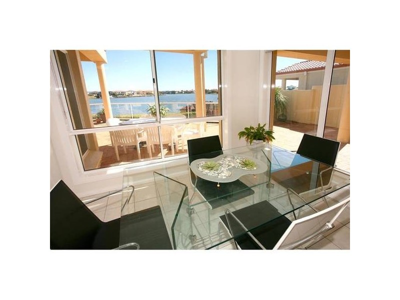 70 Port Jackson Boulevard, Clear Island Waters QLD 4226