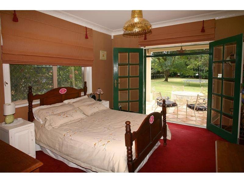 71 Marbella Drive, Benowa QLD 4217