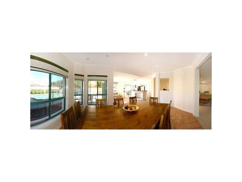 34 Clipper Boulevard, Clear Island Waters QLD 4226