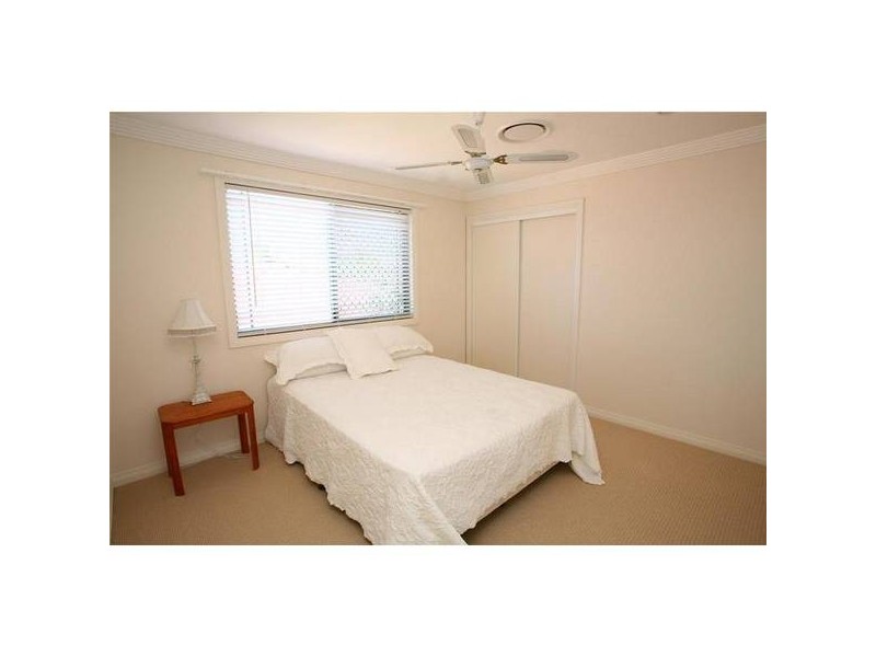 34 Clipper Boulevard, Clear Island Waters QLD 4226