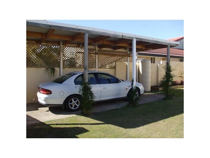 9 Curacao Place, Clear Island Waters QLD 4226