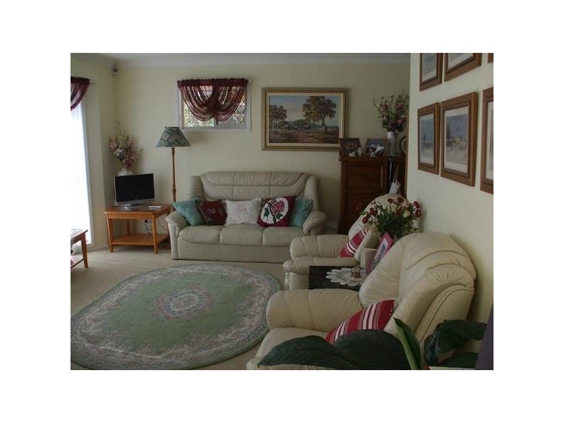 9 Curacao Place, Clear Island Waters QLD 4226
