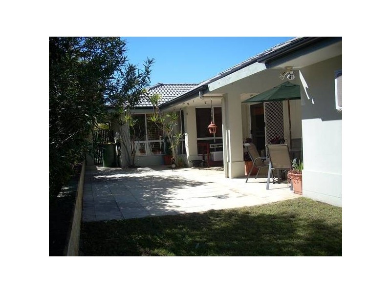 10 Corina Close, Robina QLD 4226