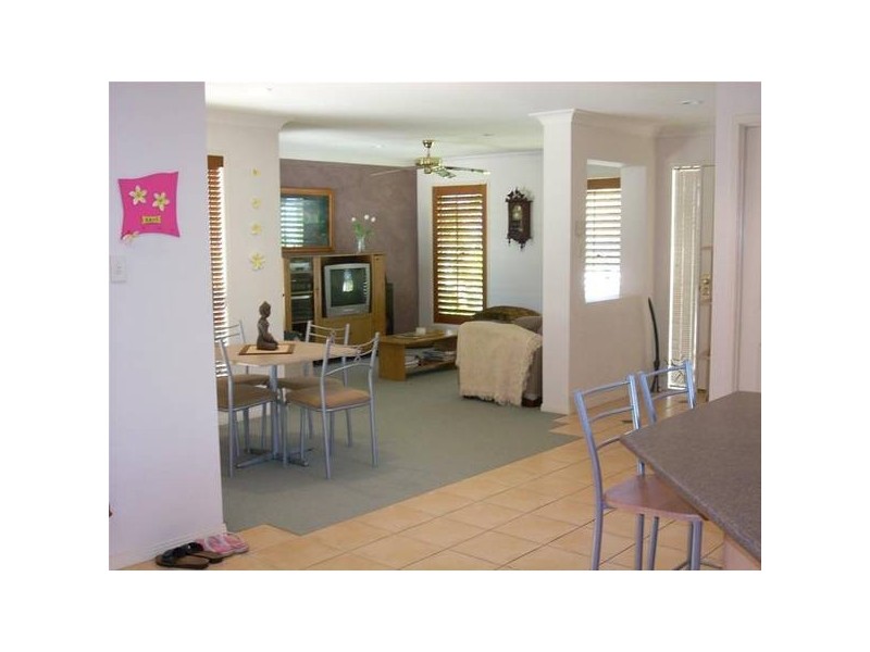 10 Corina Close, Robina QLD 4226