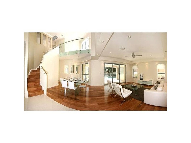 41 Martinique Way, Clear Island Waters QLD 4226