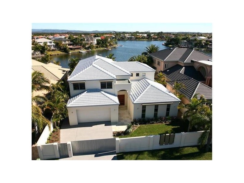 41 Martinique Way, Clear Island Waters QLD 4226