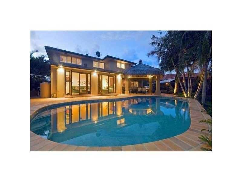 22 Martingale Circuit, Clear Island Waters QLD 4226