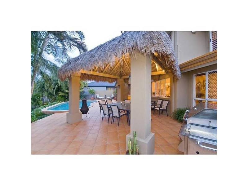 22 Martingale Circuit, Clear Island Waters QLD 4226