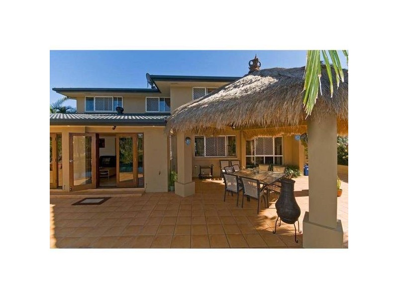 22 Martingale Circuit, Clear Island Waters QLD 4226