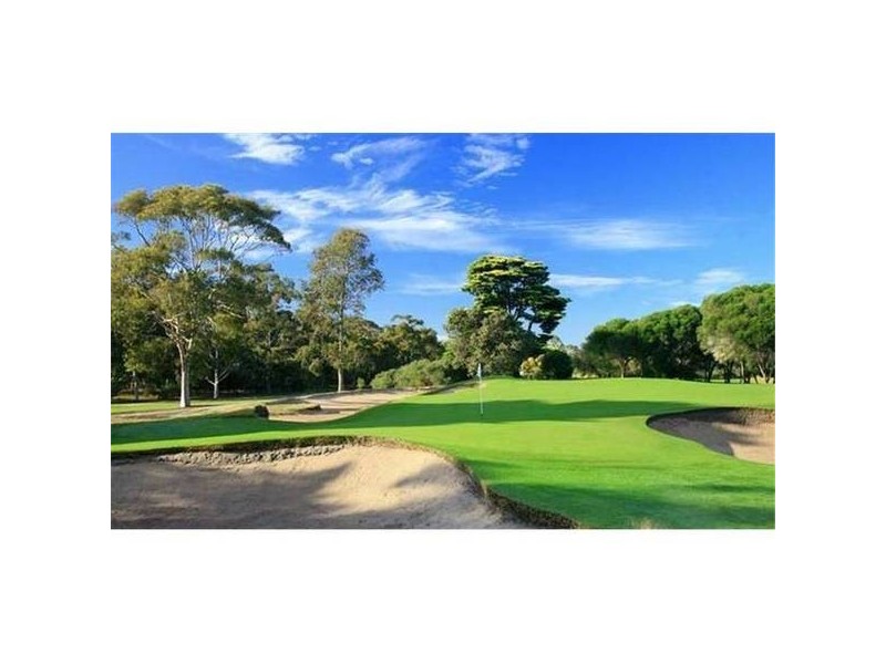 1/5021 Riverwood Grove, Benowa QLD 4217