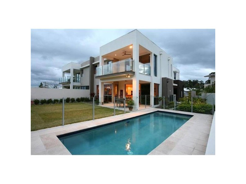 1/5021 Riverwood Grove, Benowa QLD 4217