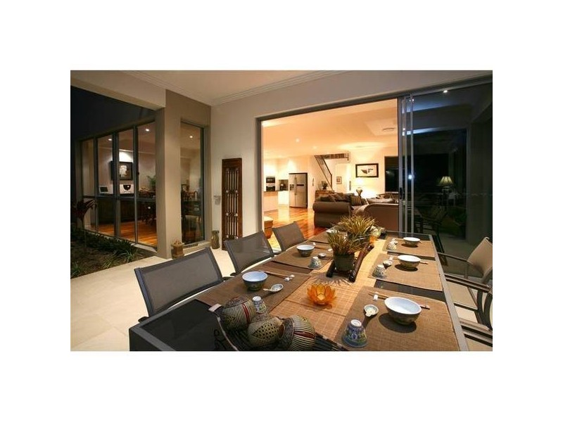 1/5021 Riverwood Grove, Benowa QLD 4217