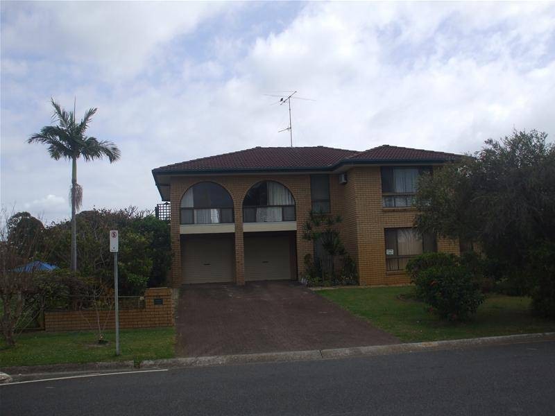34 Volante Crescent, Mermaid Waters QLD 4218