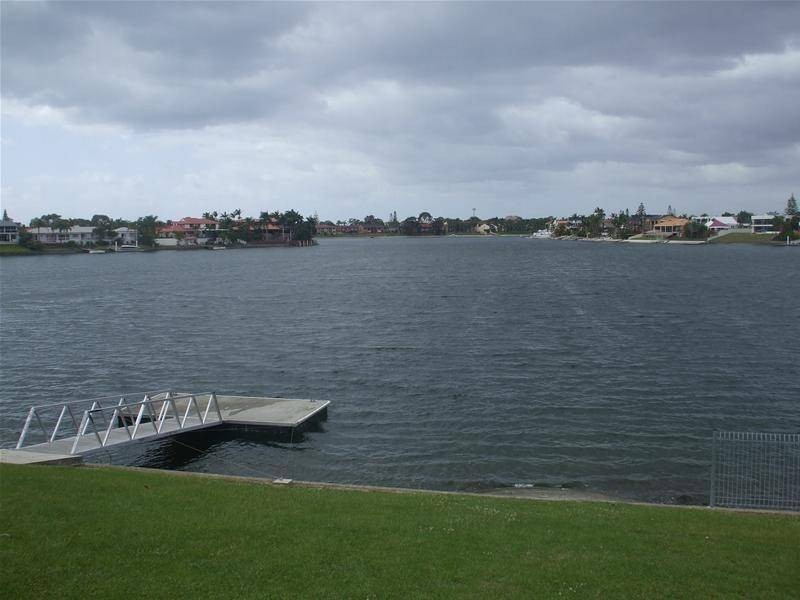 34 Volante Crescent, Mermaid Waters QLD 4218