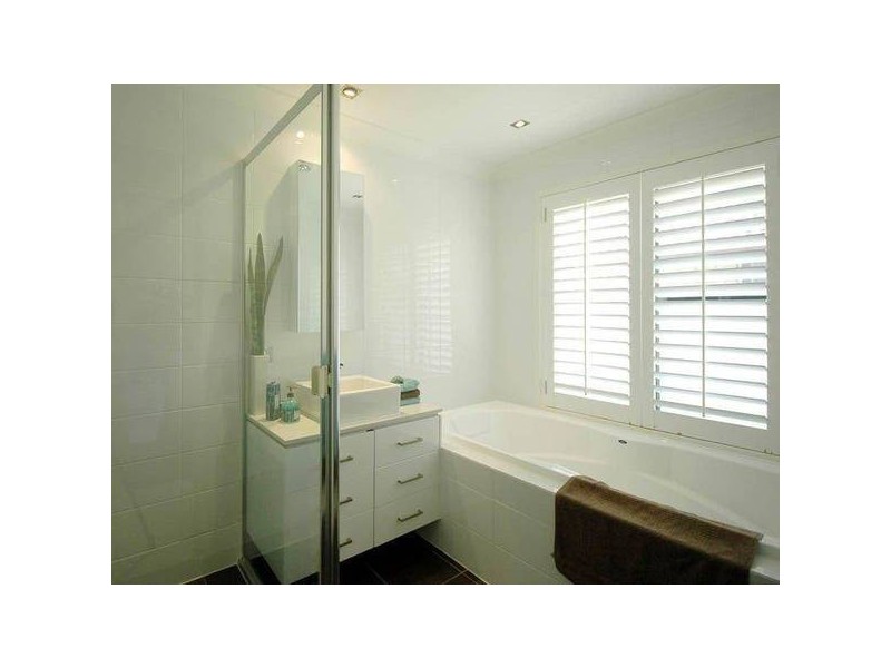 Broadbeach Waters QLD 4218