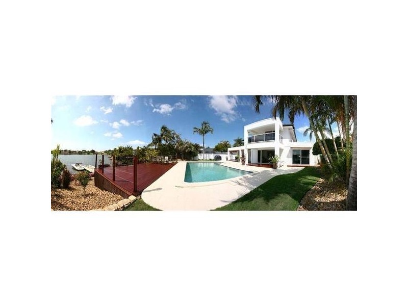 37 Montevideo Drive, Clear Island Waters QLD 4226
