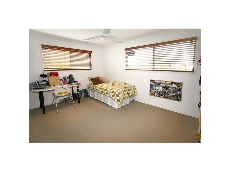 37 Montevideo Drive, Clear Island Waters QLD 4226