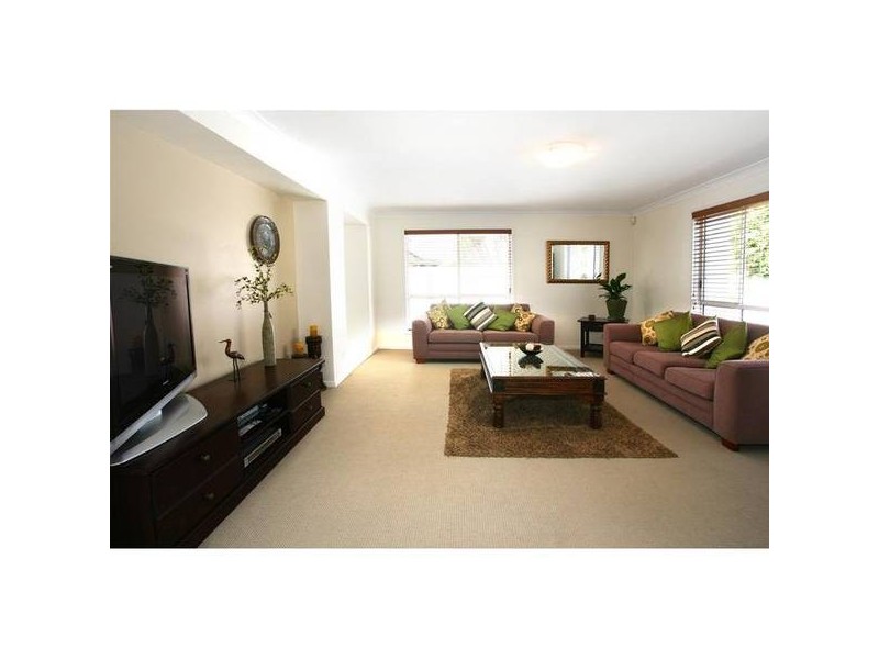 37 Montevideo Drive, Clear Island Waters QLD 4226