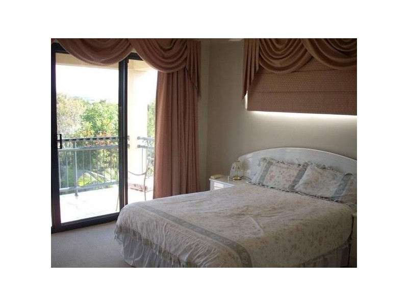 Robina QLD 4226
