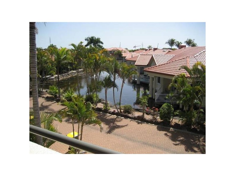 Robina QLD 4226