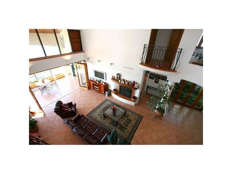 Clear Island Waters QLD 4226