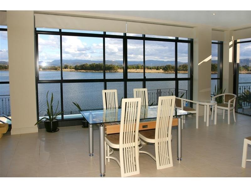 Clear Island Waters QLD 4226