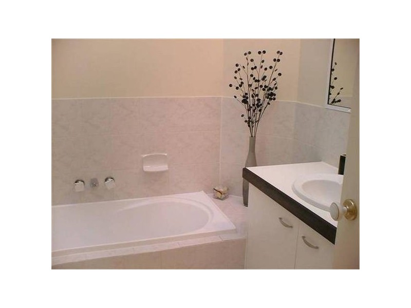 Robina QLD 4226