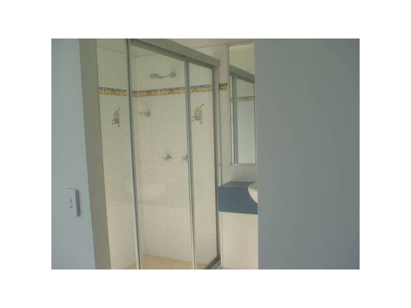 6 Montville, Varsity Lakes QLD 4227