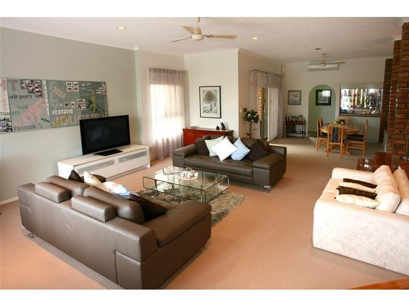 6 Bilgola Place, Robina QLD 4226