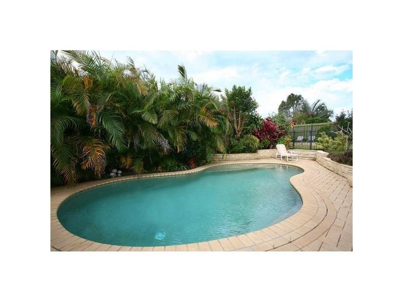 6 Bilgola Place, Robina QLD 4226