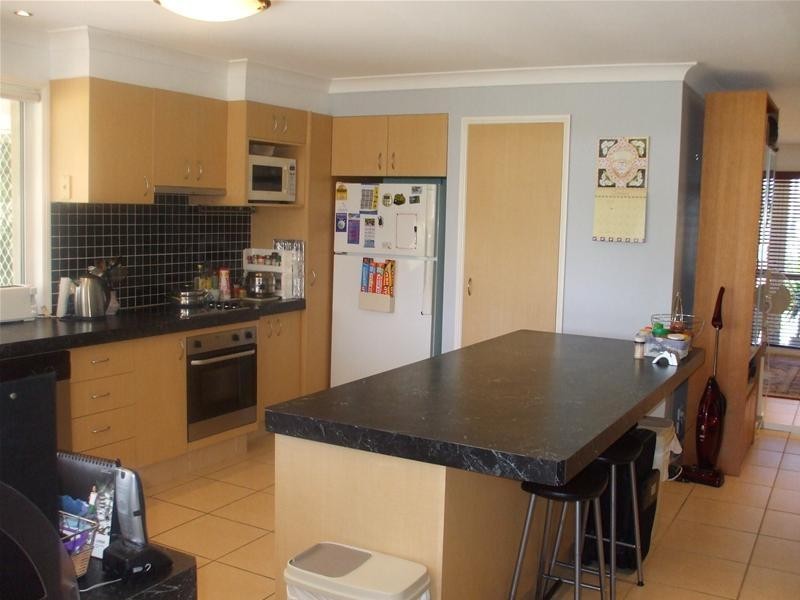 Clear Island Waters QLD 4226