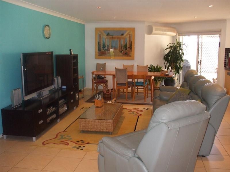 Clear Island Waters QLD 4226