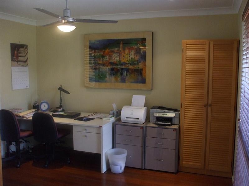 Clear Island Waters QLD 4226