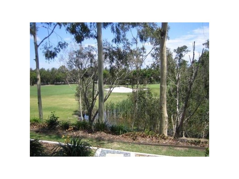 501 North Hill Drive, Robina QLD 4226