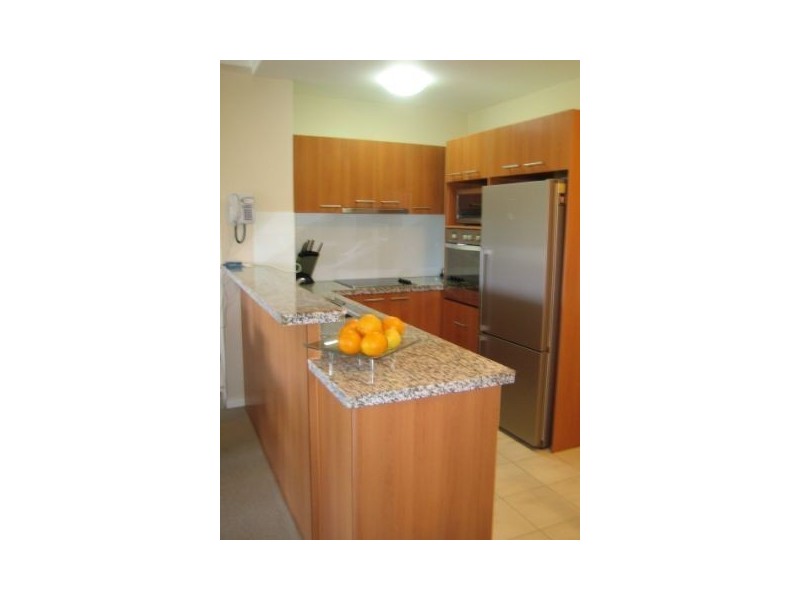 501 North Hill Drive, Robina QLD 4226