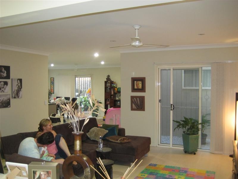 2/14 Orchid Tree Court, Robina QLD 4226